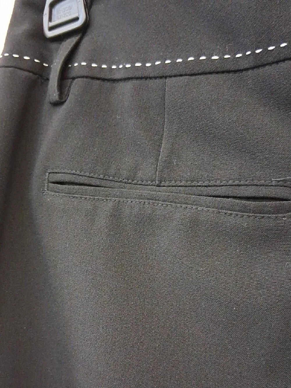 Larry Levine Black Cropped Dress Pants with Button Trim